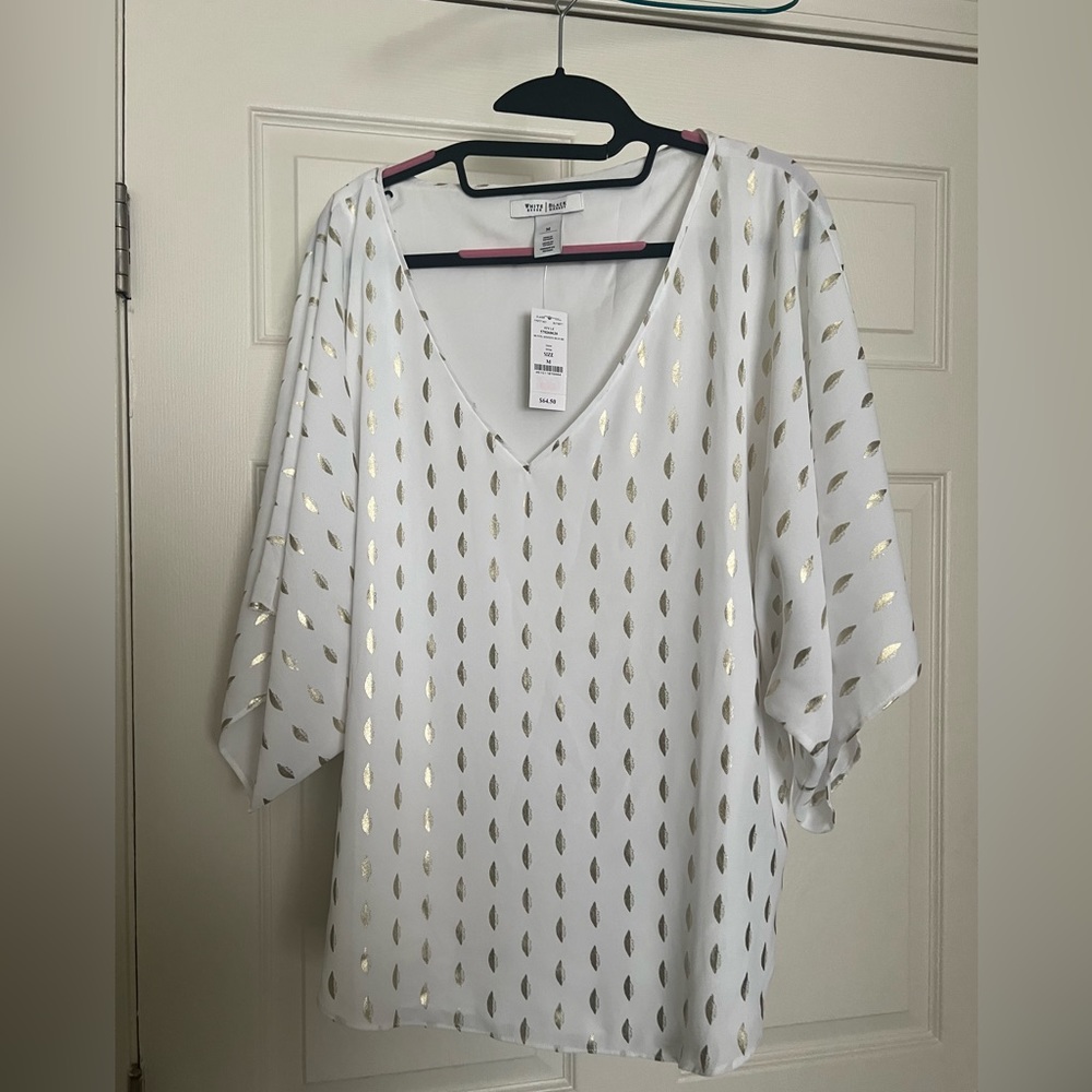 White House black market v- neck women kimono blouse size M